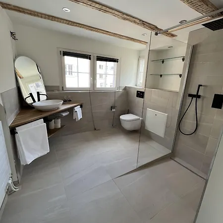 Statthotel Szálloda 3*