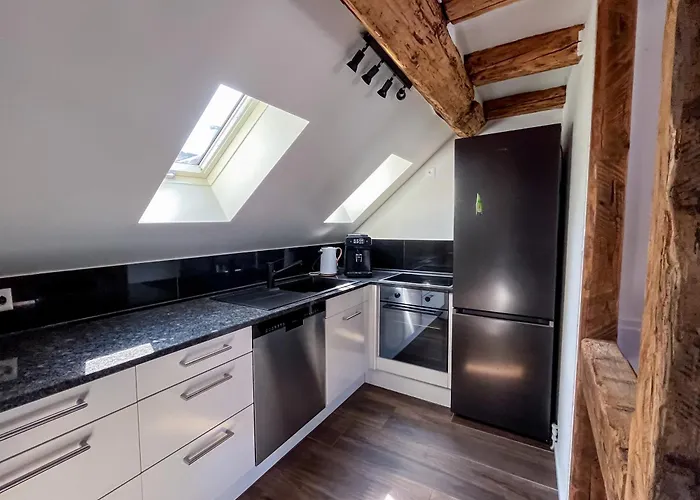 ستاتهوتيل فندق 3*