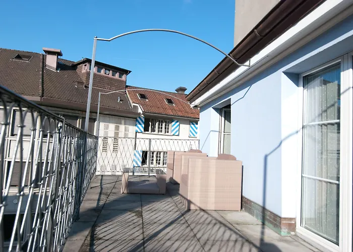 فندق ستاتهوتيل 3*